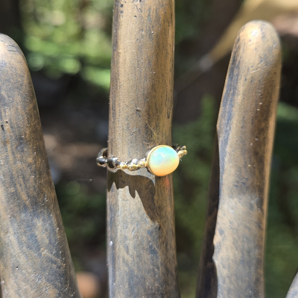 Opal Sterling Rhodium & Gold Ring Sz6 - Picture 5 of 8